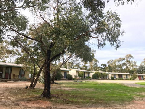 Stawell Holiday Cottages - Tourism TAS 3
