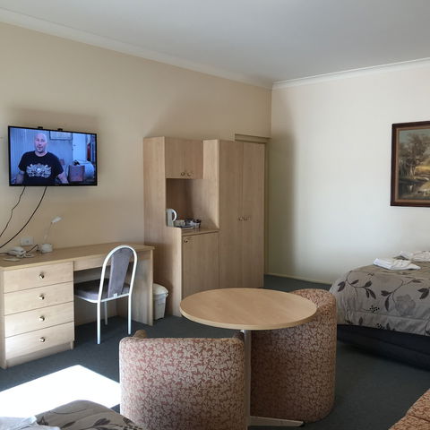Country Gardens Motor Inn - Hobart Tourism 4