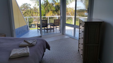 Ultimate Holiday Apartments - Tourism TAS 4