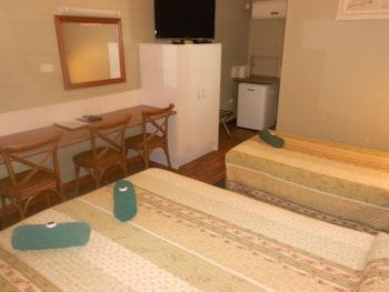 Barcaldine Country Motor Inn - Hobart Tourism 4