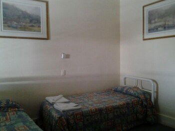 Hotel Boston - Tourism TAS 3