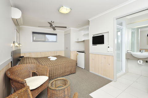 NRMA Sydney Lakeside Holiday Park - Hobart Tourism 5