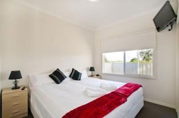 Werribee Short Stay Villas & Accommodation - Tourism TAS 1