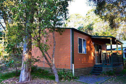 Jervis Bay Cabins & Hidden Creek Campsite - Hobart Tourism 4