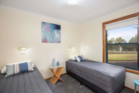 Blue Lake Holiday Park - Tourism TAS 5