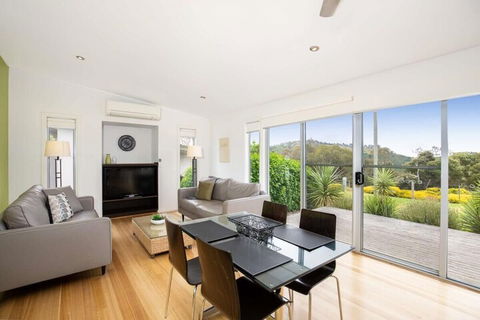 Blue Lake Holiday Park - Tourism TAS 7