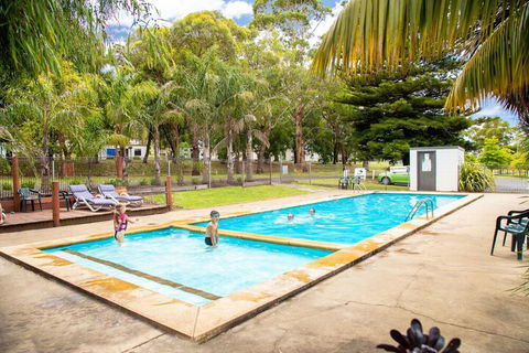 Blue Lake Holiday Park - Tourism TAS 4
