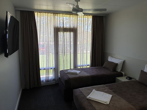 Naracoorte Hotel Motel - Tourism TAS 3