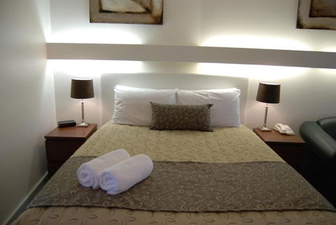 Connells Motel & Serviced Apartments - Tourism TAS 4