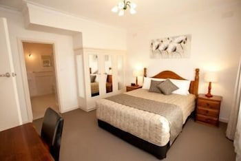 Connells Motel & Serviced Apartments - Tourism TAS 6