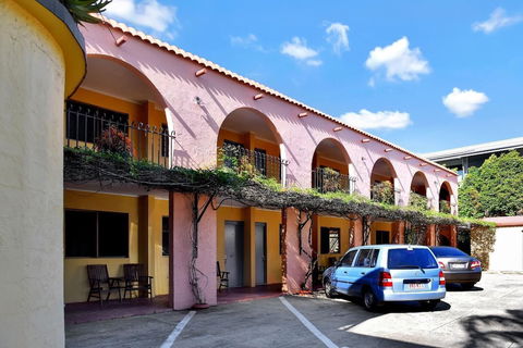 Adobe Motel - Tourism TAS 1