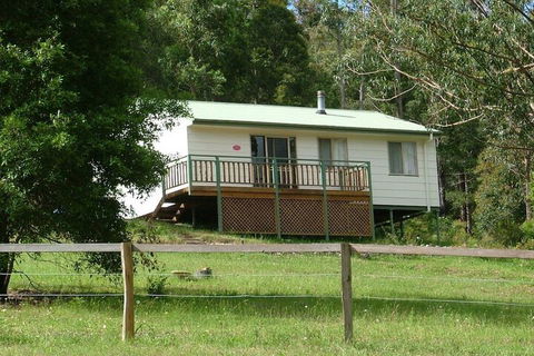 Peacehaven Country Cottages - Hobart Tourism 3