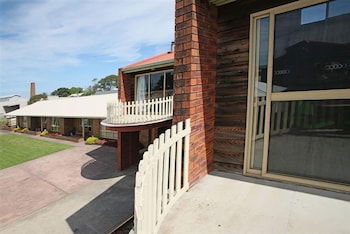 Apollo Bay Backpackers Lodge - Tourism TAS 0