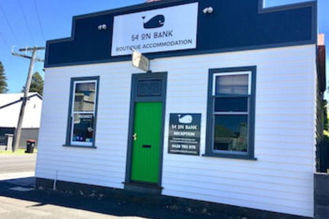 54 On Bank - Tourism TAS 0