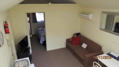 Bristol House Accommodation - Hobart Tourism 1