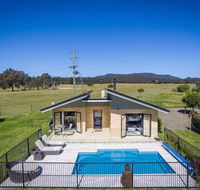 Mandalay Villas Villa 2 - Hobart Tourism