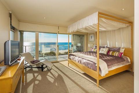 Adelaide Luxury Beach House - Hobart Tourism 7