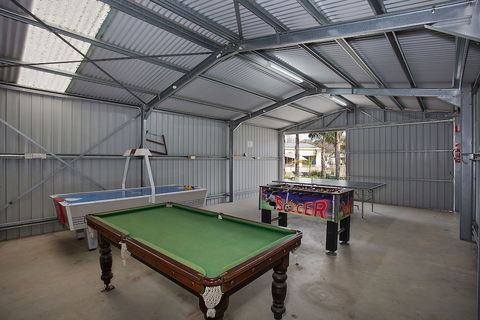 Lake Hamilton Motor Village & Caravan Park - Tourism TAS 6