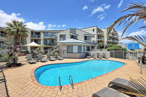 Scarborough Beach Front Resort Shell 4 - Tourism TAS 2