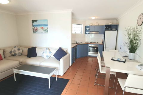 Scarborough Beach Front Resort Shell 4 - Tourism TAS 1