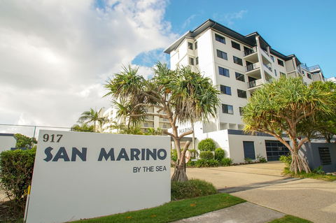 San Marino By The Sea Apartments - Tourism TAS 1
