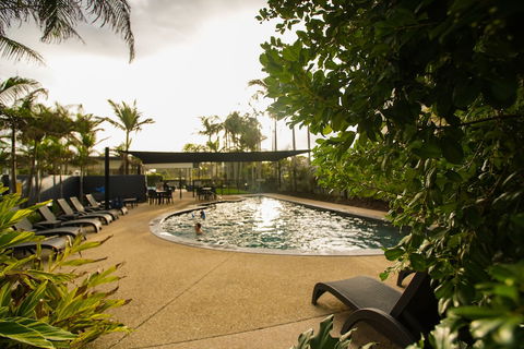 San Marino By The Sea Apartments - Tourism TAS 3