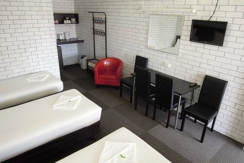 Jackaroo Apartments - Tourism TAS 7