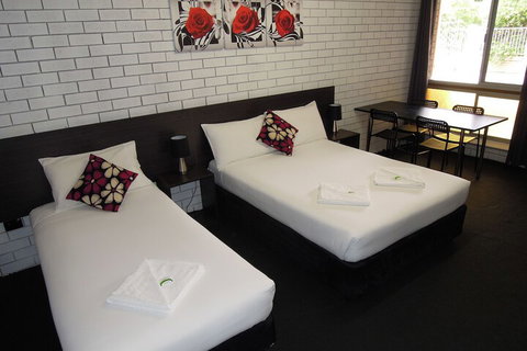 Jackaroo Apartments - Tourism TAS 6