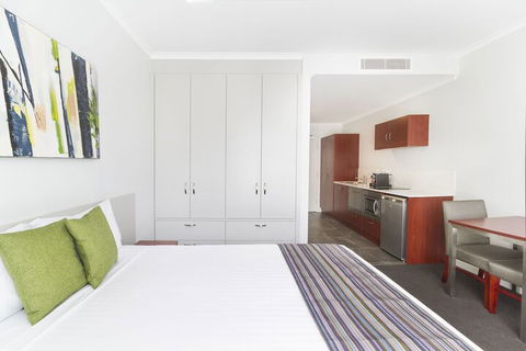 Abode Narrabundah - Tourism TAS 3