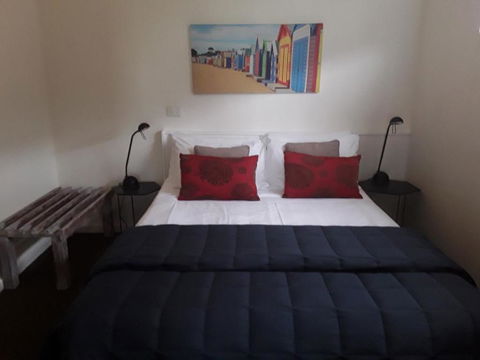 Narooma Golfers Lodge - Hobart Tourism 5