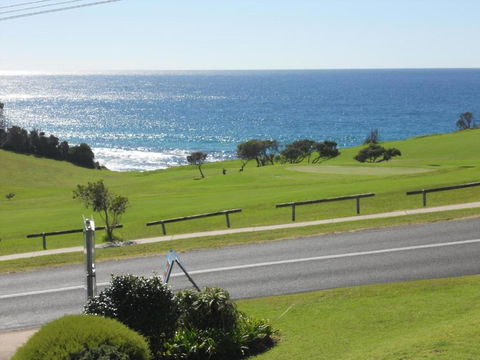 Narooma Golfers Lodge - Hobart Tourism 4