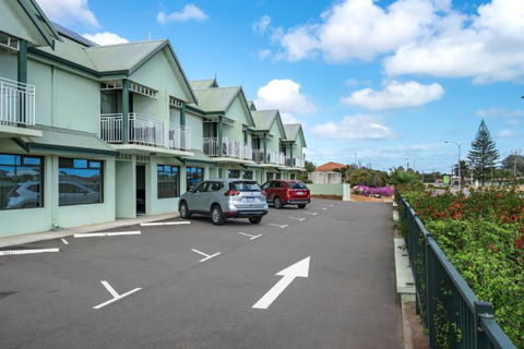 Geraldton Motor Inn - Tourism TAS 1