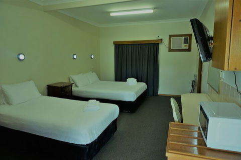Gosford Inn Motel - Tourism TAS 5