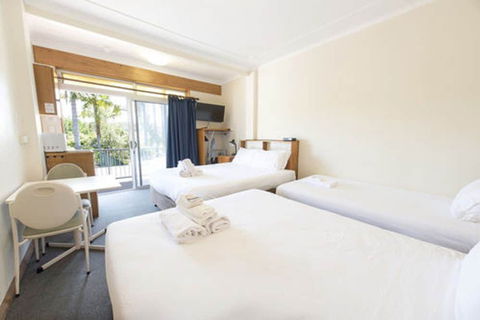 Gosford Inn Motel - Tourism TAS 7