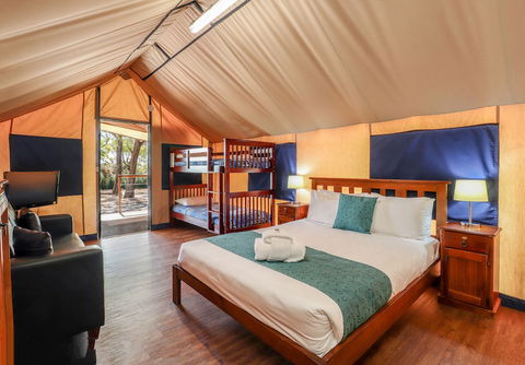 Amblin Holiday Park - Tourism TAS 6