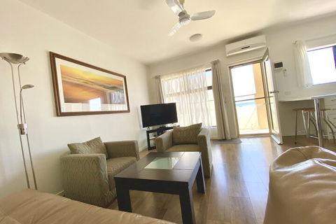 Atlantic West Beach Apartments - Tourism TAS 6