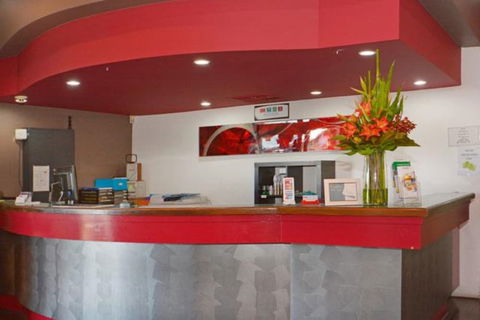 Mandurah Motel And Apartments - Tourism TAS 4
