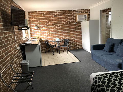 Coffs Shearwater Motel - Tourism TAS 3