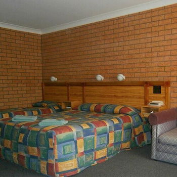 Aaron Inn Motel - Tourism TAS 5
