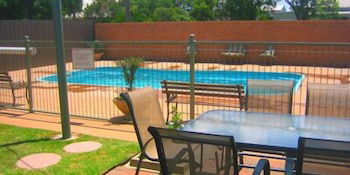 Aaron Inn Motel - Tourism TAS 1