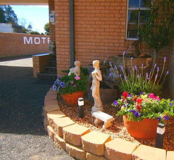 Aaron Inn Motel - Tourism TAS 0