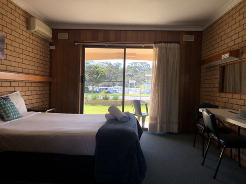 Lakeside Motel Waterfront - Hobart Tourism 3