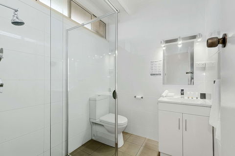 Comfort Inn Flinders On Main - Tourism TAS 6