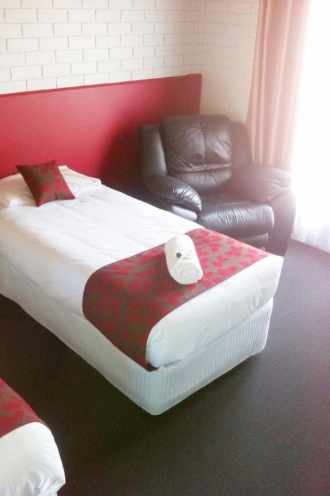 Bakery Park Motor Inn - Tourism TAS 1