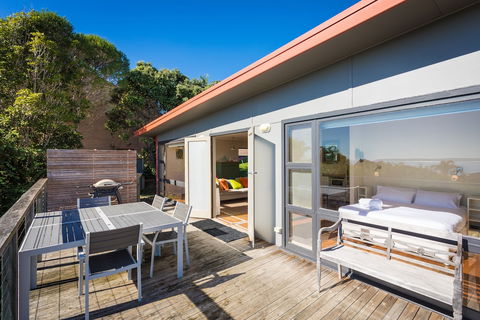 The Love Shack - Tourism TAS 2
