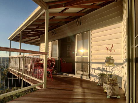 Eagles Nest - Tourism TAS 1