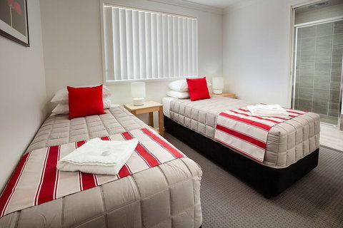 Wallsend Executive Apartments - Tourism TAS 7