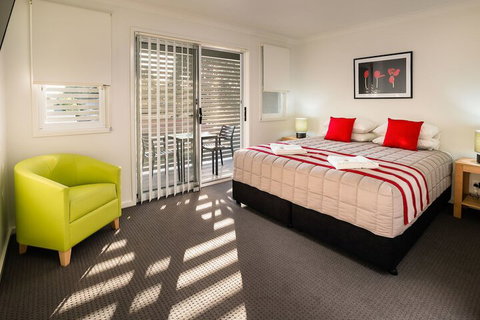 Wallsend Executive Apartments - Tourism TAS 3