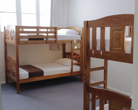 Mad Monkey Backpackers On Broadway - Adults Only - Tourism TAS 6
