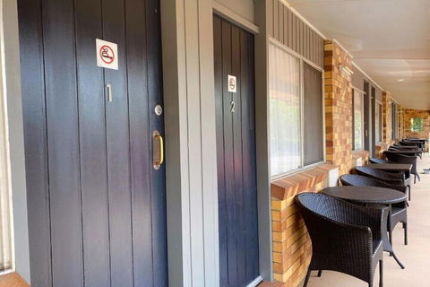 Almond Inn Motel - Tourism TAS 2